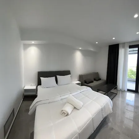 Eleva Deluxe Apartment Kastoria Exterior photo