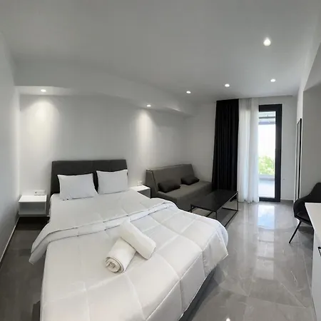 Eleva Deluxe Apartment Kastoria Exterior photo