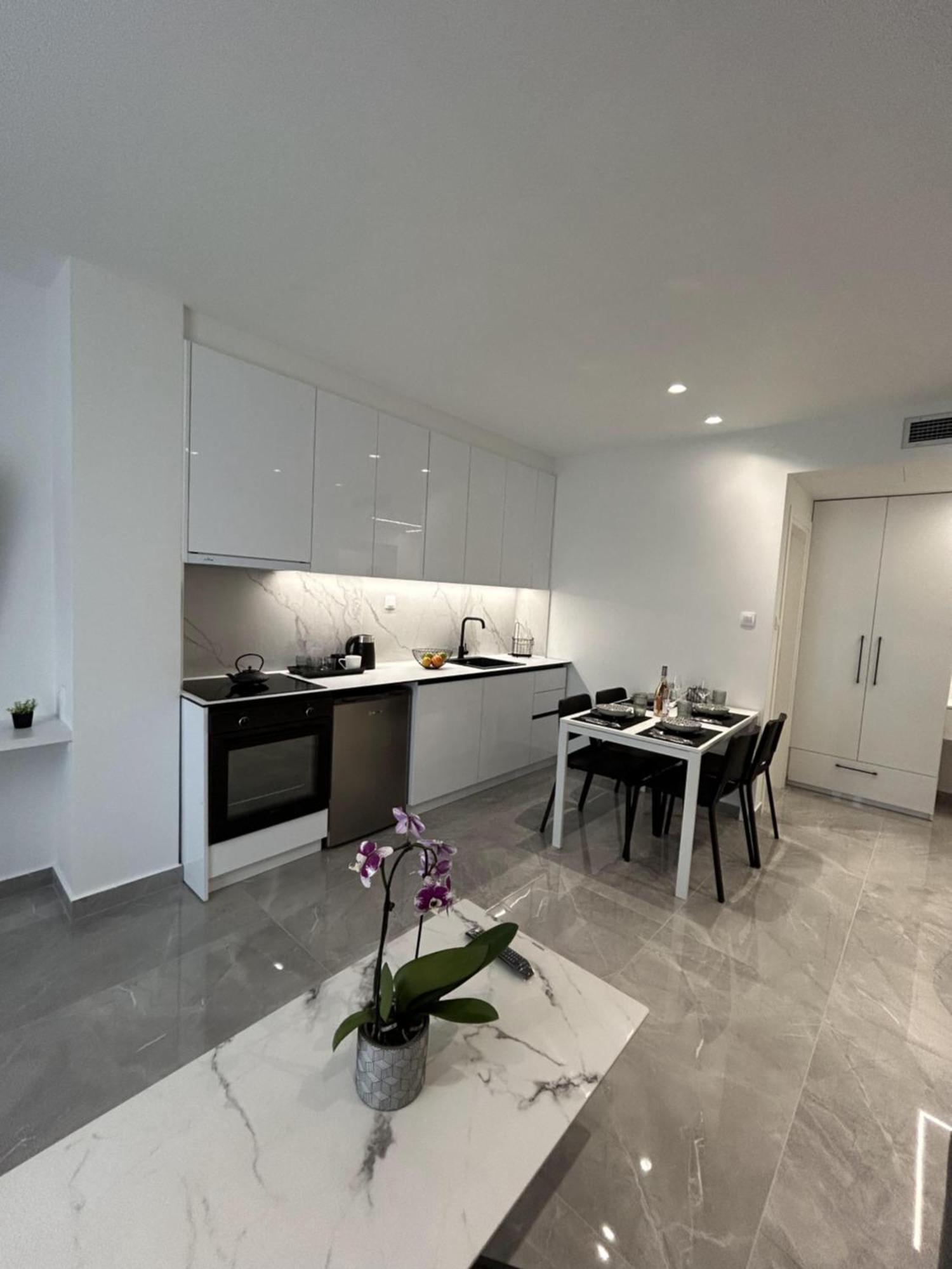 Eleva Deluxe Apartment Kastoria
