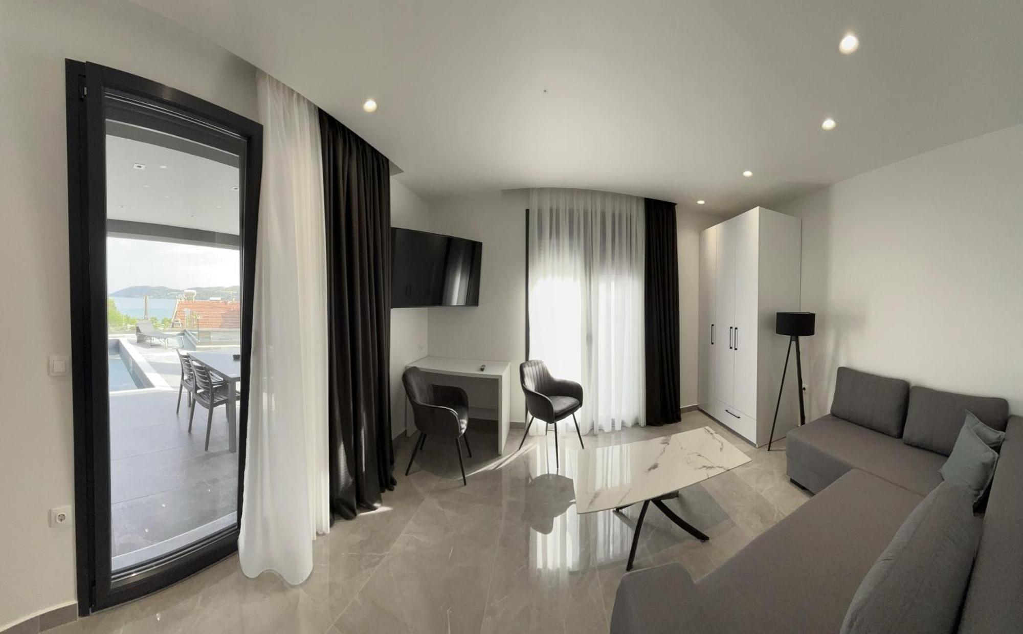 Eleva Deluxe * Kastoria