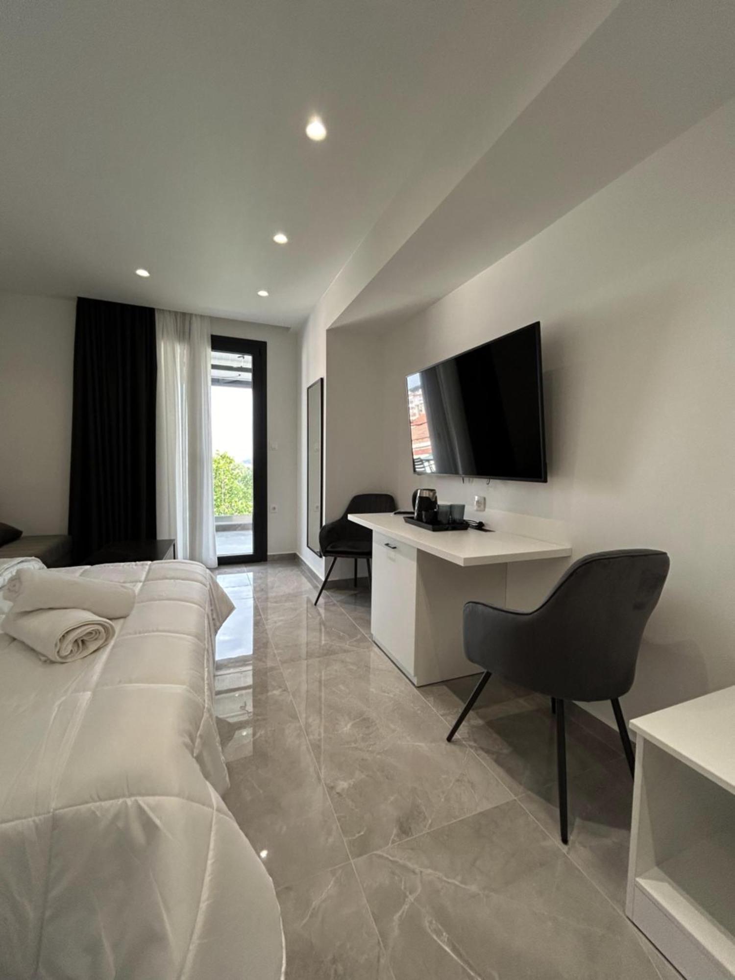 Eleva Deluxe Kastoria